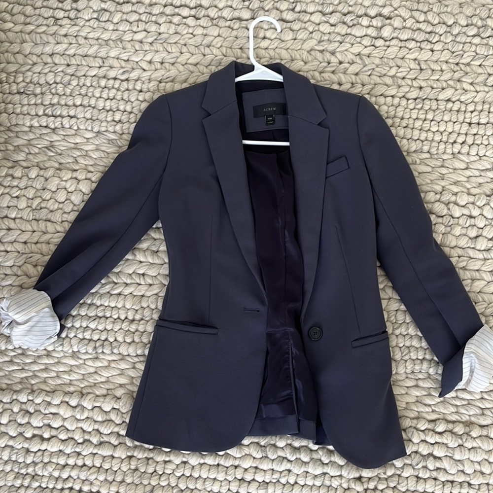 Great condition Navy blue J Crew suit jacket, 000